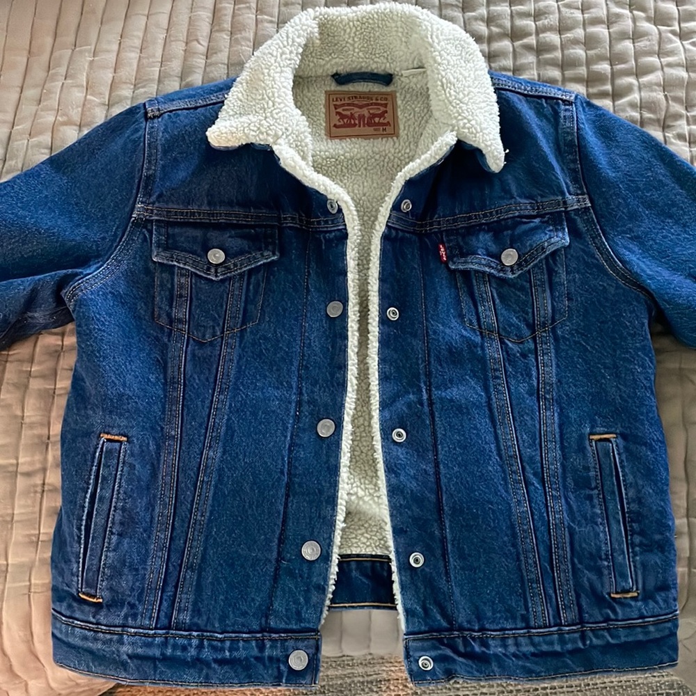 Levi’s Fuzzy Jacket